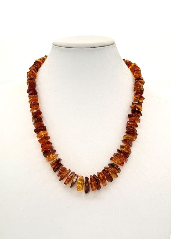 Collana in ambra Chips