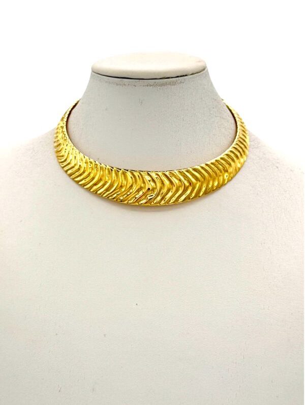 Collarino donna rigido mosso