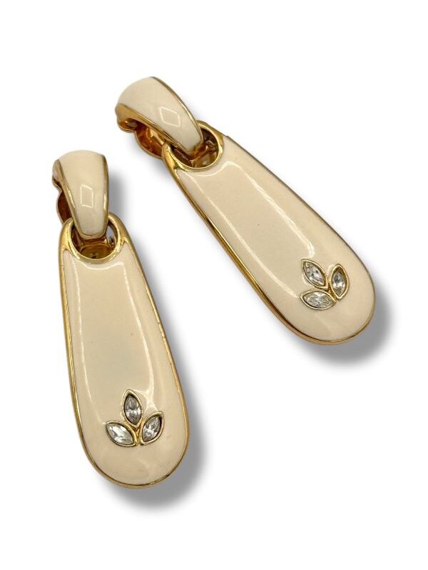 Orecchini clips pendenti panna