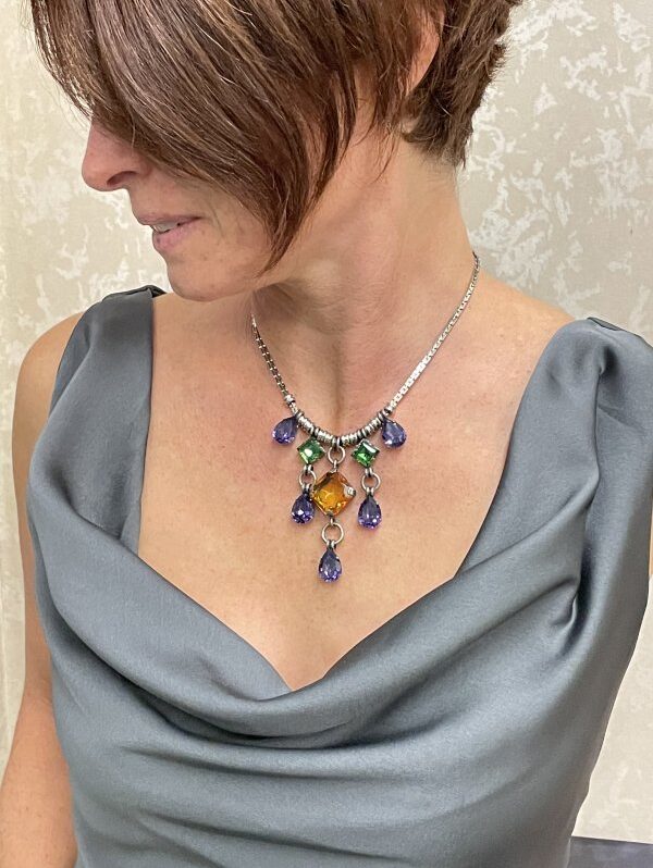 Collana con ciondoli Swarovski.
